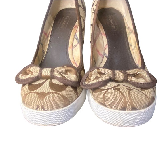 Coach Sweetie Wedge - Picture 4 of 16